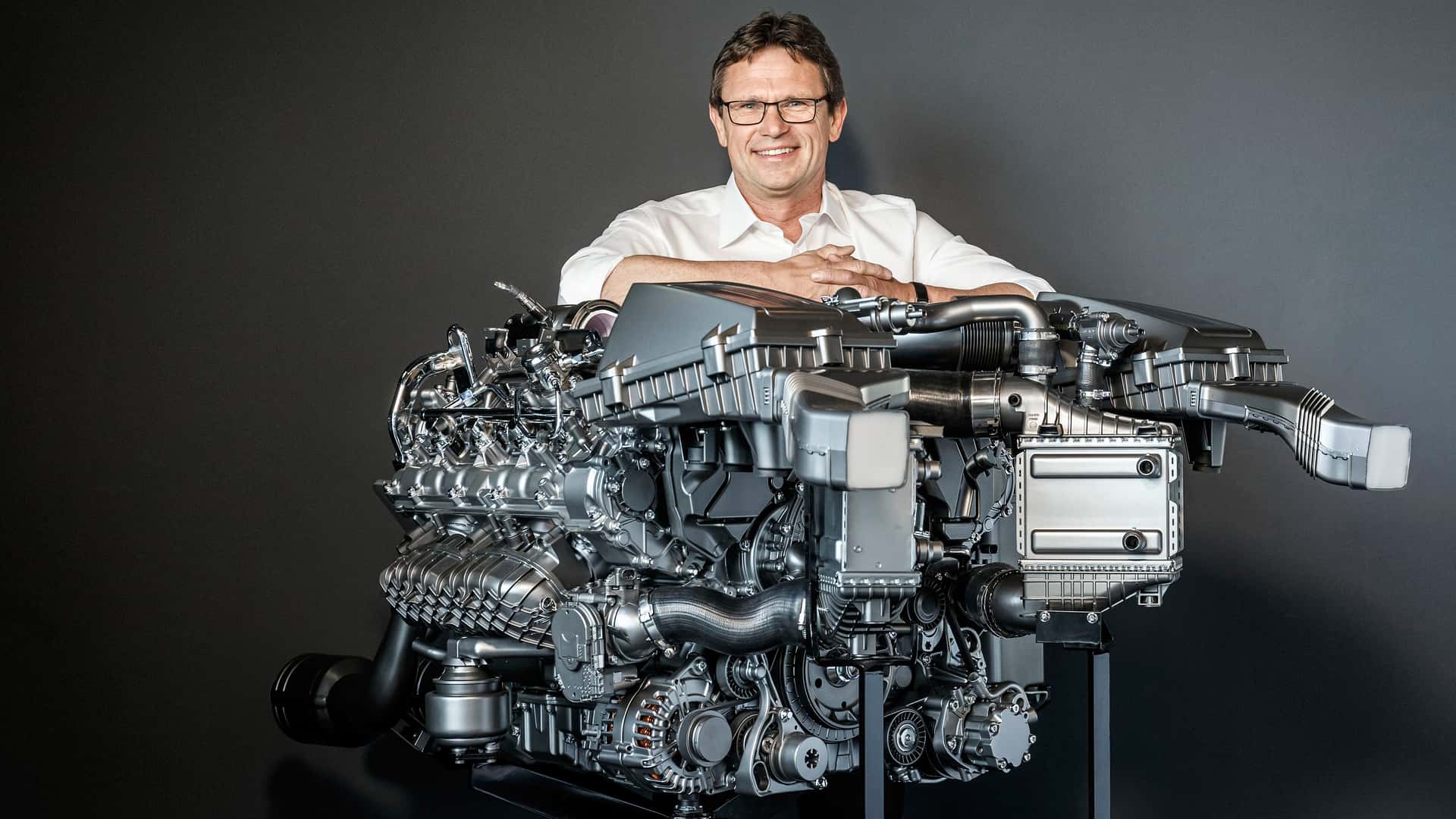 mercedes amg twin turbo 4.0 liter v-8 engine.