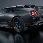 Eccentrica Pacchetto Titano Lamborghini Diablo restomod with V12 engine and carbon fiber upgrades